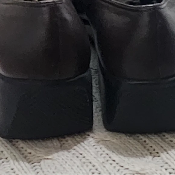 Easy Spirit Women's Dark Brown Loafers - Picture 4 of 9